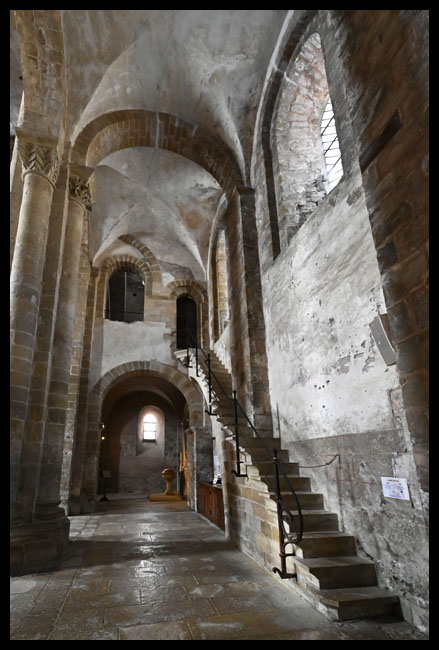 site9445abbaye escalier